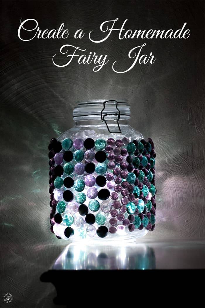 18 Crafts with Glass Jars Image