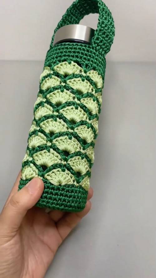 15 Water Bottle Holder Crochet Patterns Image