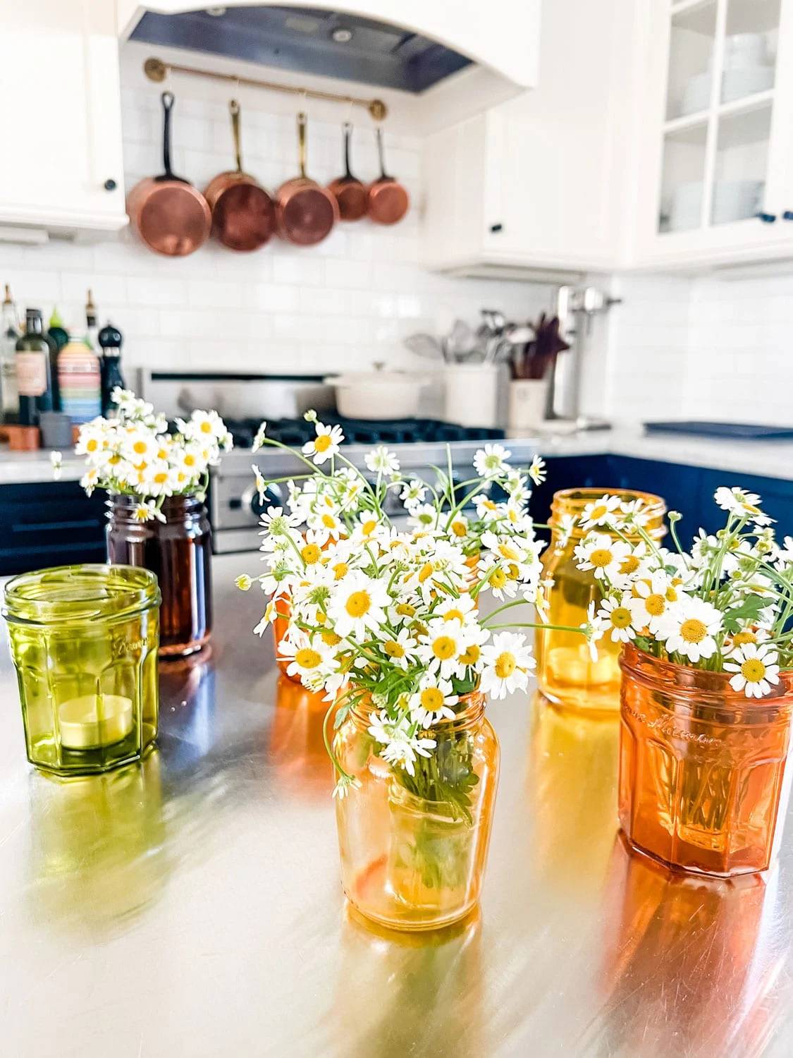 18 Crafts with Glass Jars Image