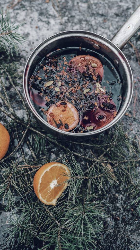34 Winter Simmer Pot Recipes Image