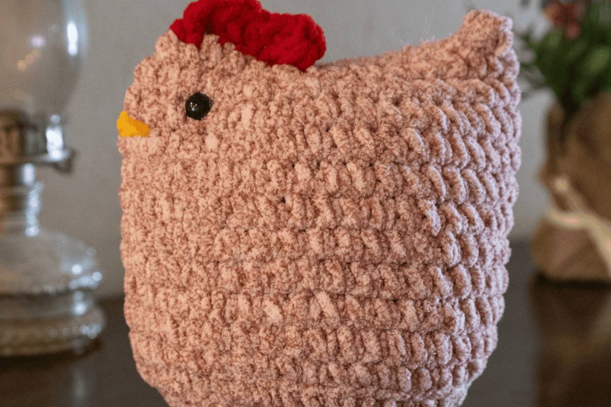 31 Emotional Support Chicken Crochet Patterns Image