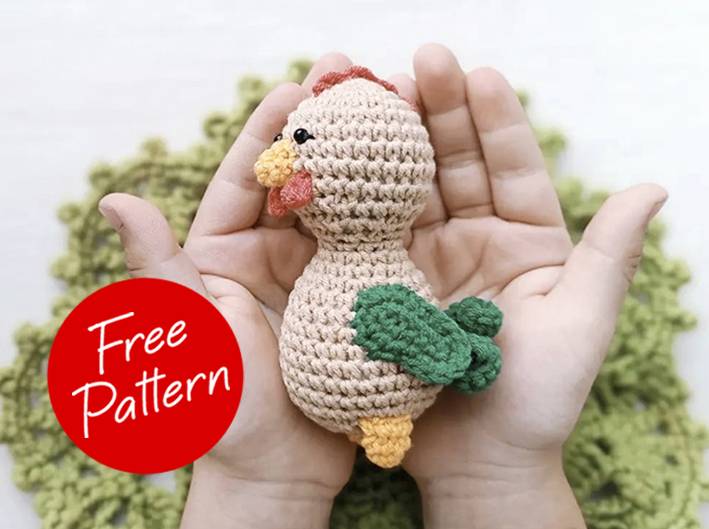 31 Emotional Support Chicken Crochet Patterns Image