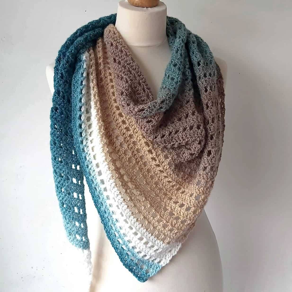 35 Triangle Shawl Crochet Patterns Image