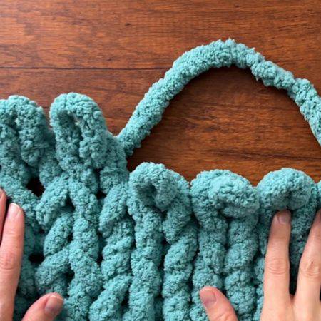 36 Loops and Threads Blanket Yarn Patterns Image