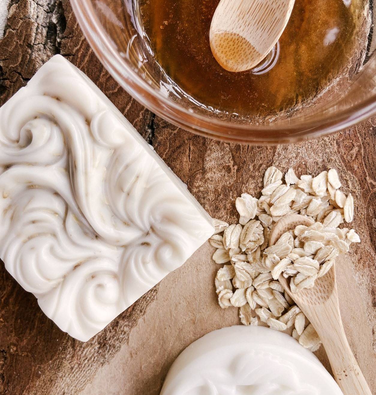 33 Melt and Pour Soap Recipes Image