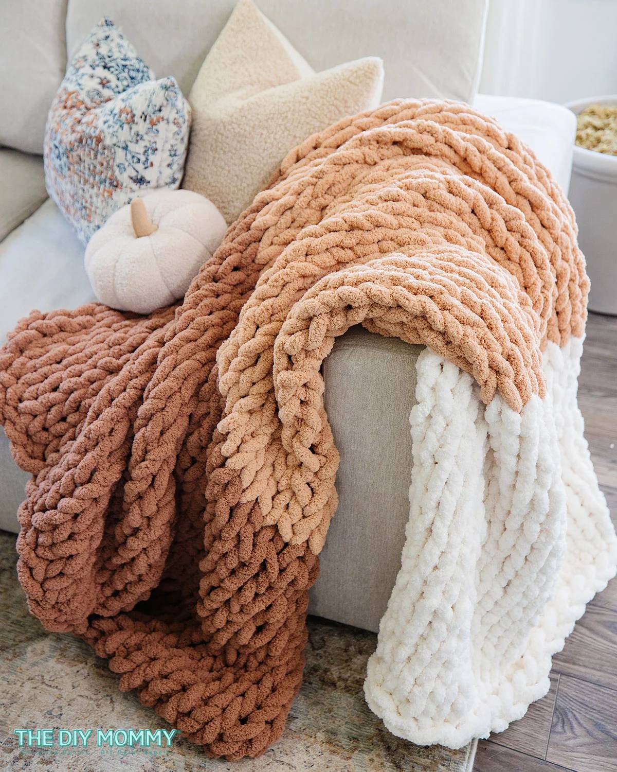 33 DIY Hand Knit Baby Blankets Image