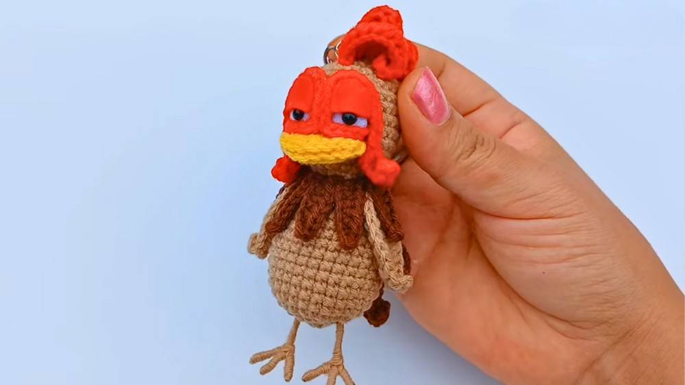 31 Emotional Support Chicken Crochet Patterns Image