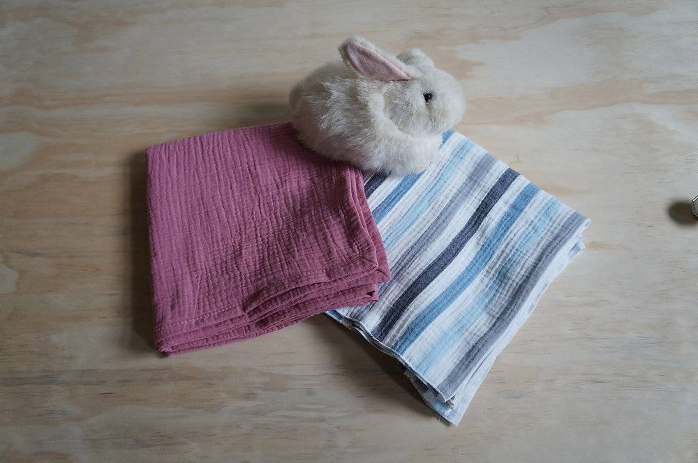 21 DIY Muslin Baby Blankets Image