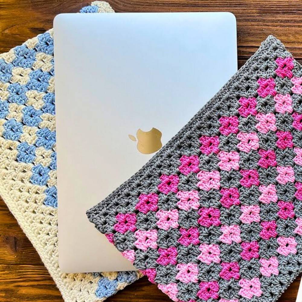 28 Crochet Laptop Case Patterns Image