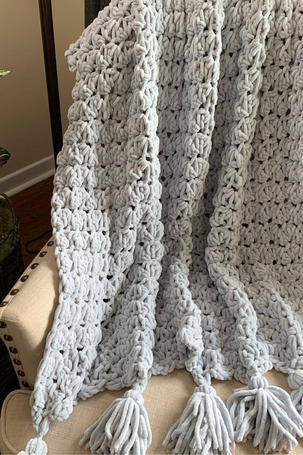 36 Loops and Threads Blanket Yarn Patterns Image