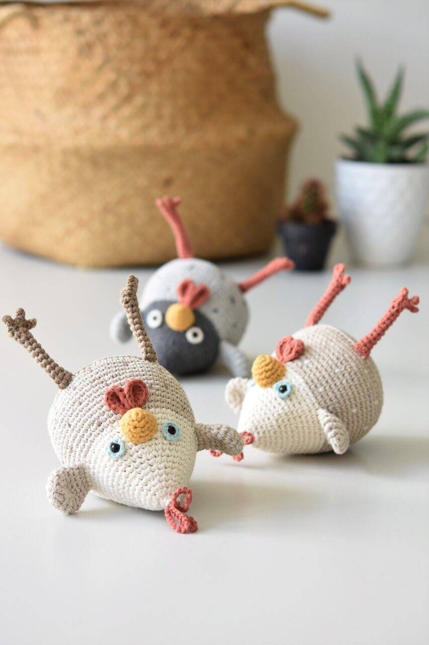 31 Emotional Support Chicken Crochet Patterns Image