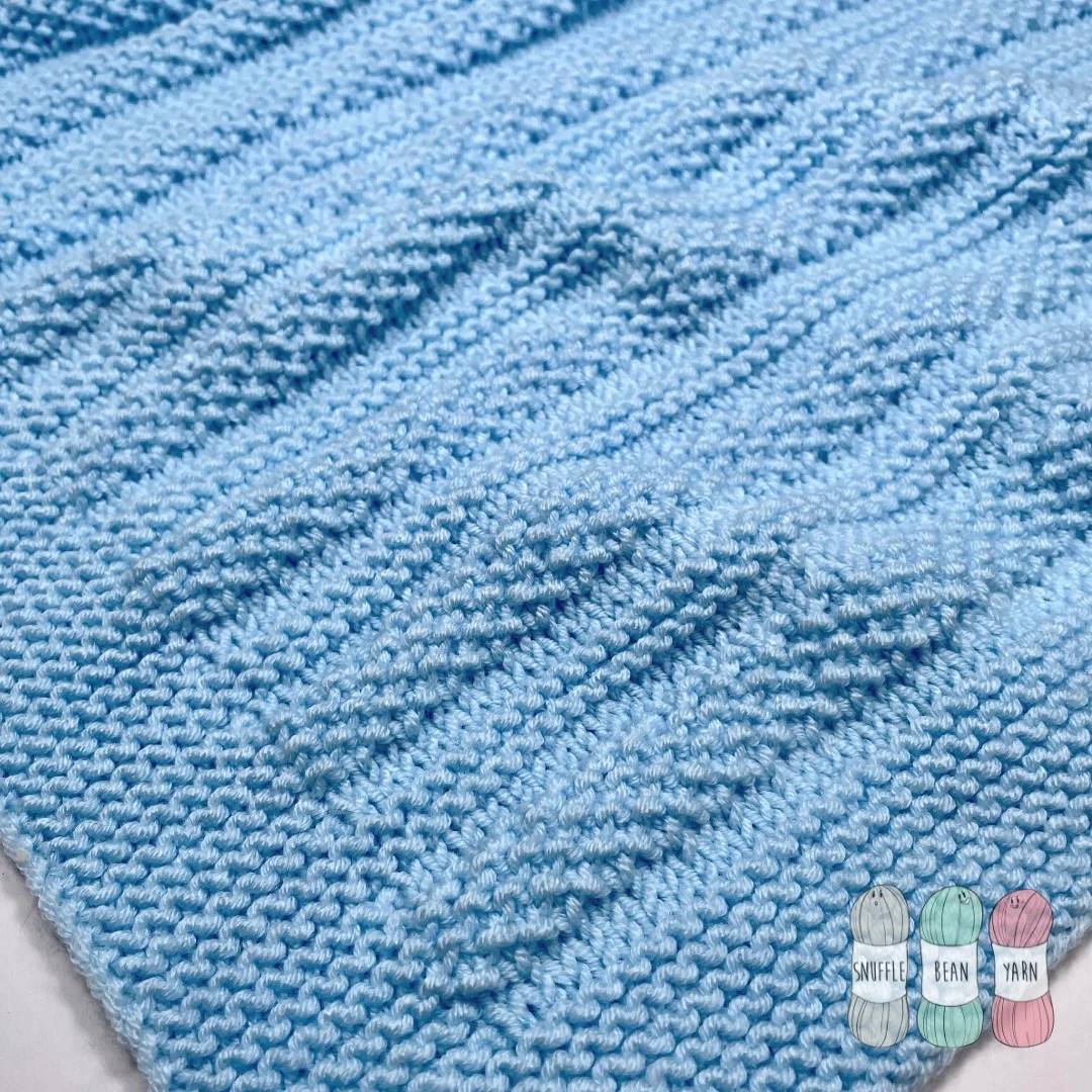 33 DIY Hand Knit Baby Blankets Image