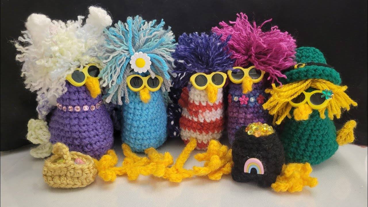 31 Emotional Support Chicken Crochet Patterns Image