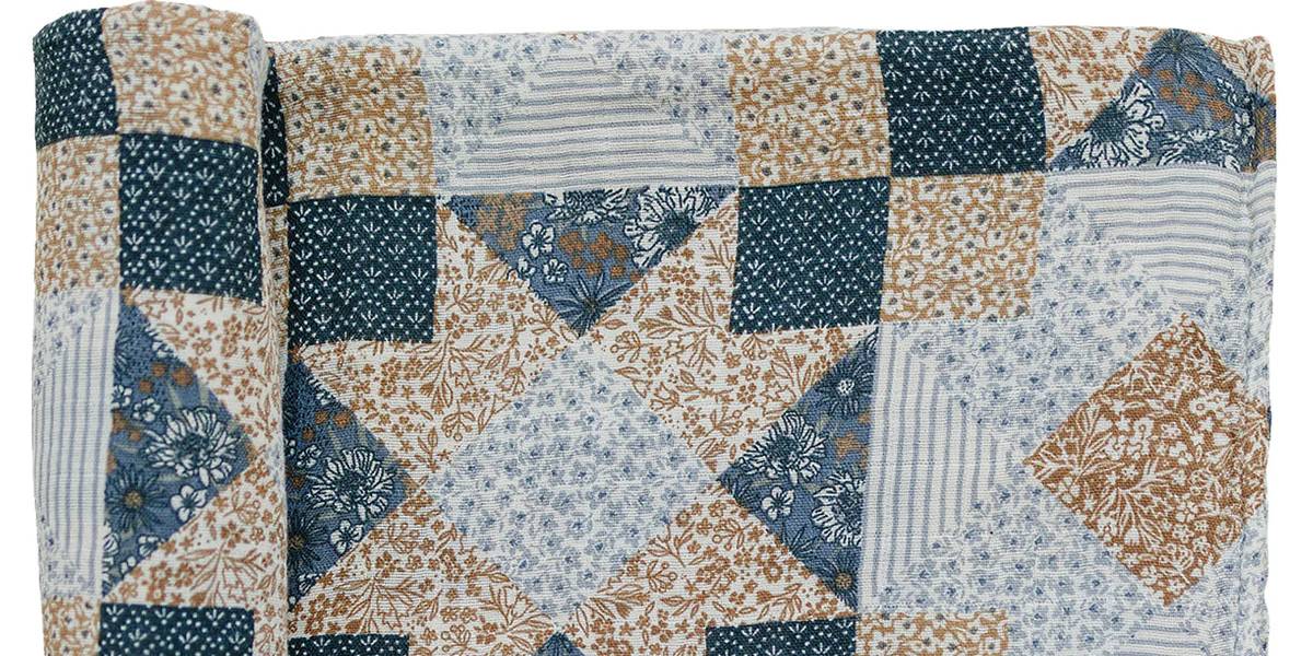 21 DIY Muslin Baby Blankets Image